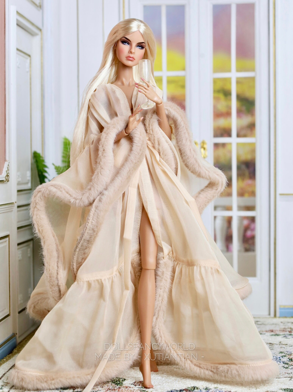 Night Robe With Fur for Fashion Royalty, Nu Face, Poppy Parker